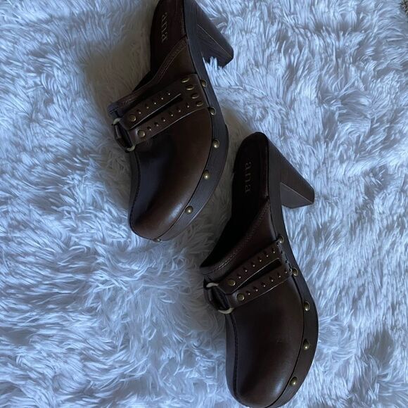 Ana Brown Leather Heeled Mule Clog Studded Shoes Size 7.5 M - Picture 5 of 11
